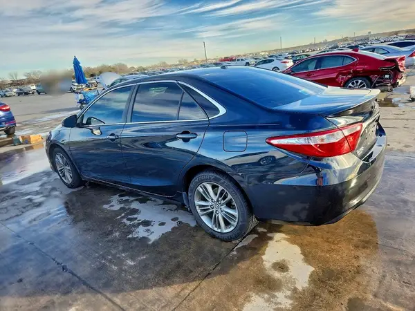 4T1BF1FK4GU530492 2016 TOYOTA CAMRY - Image 2