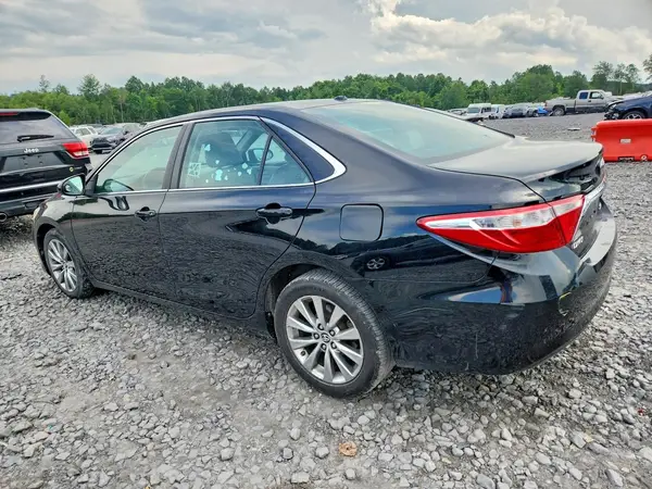 4T1BF1FK4GU531030 2016 TOYOTA CAMRY - Image 2