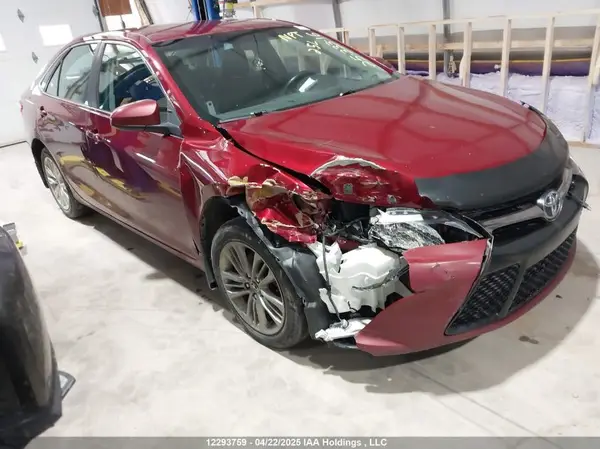4T1BF1FK4GU531674 2016 TOYOTA CAMRY - Image 1