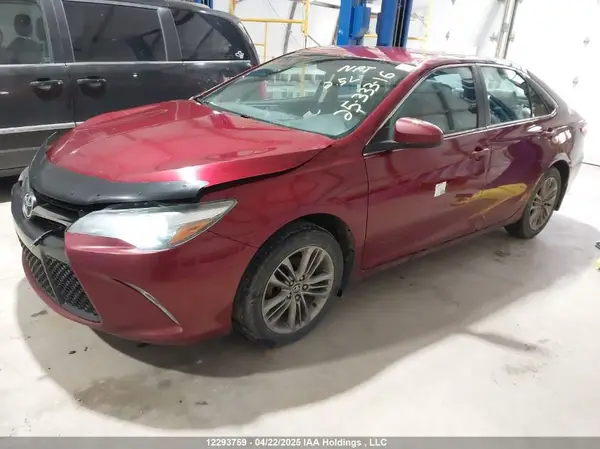 4T1BF1FK4GU531674 2016 TOYOTA CAMRY - Image 2
