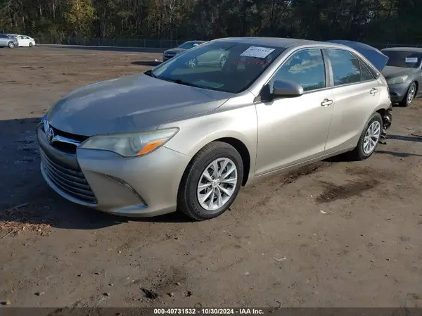 4T1BF1FK4GU532324 2016 TOYOTA CAMRY - Image 2