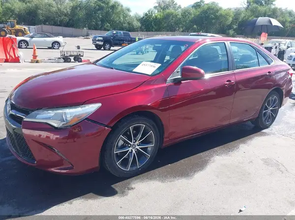 4T1BF1FK4GU533151 2016 TOYOTA CAMRY - Image 2