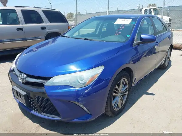 4T1BF1FK4GU539094 2016 TOYOTA CAMRY - Image 2