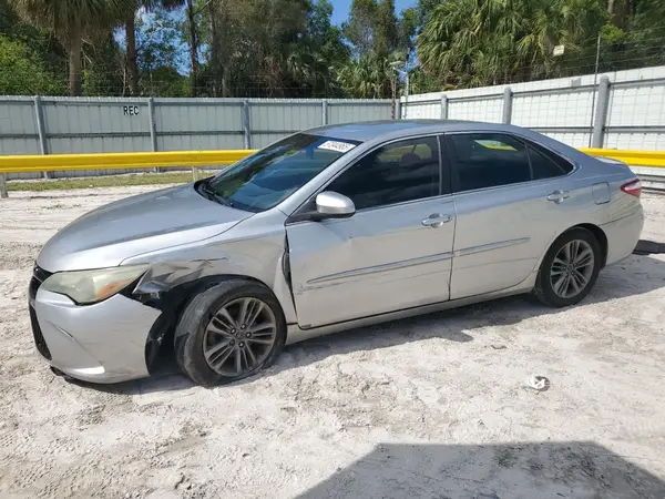 4T1BF1FK4GU540181 2016 TOYOTA CAMRY - Image 1