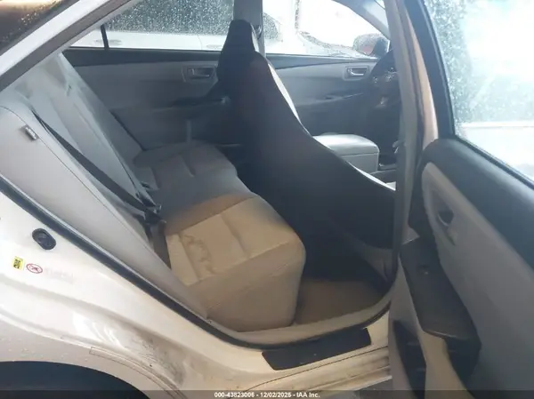 4T1BF1FK4GU540844 2016 TOYOTA CAMRY - Image 8