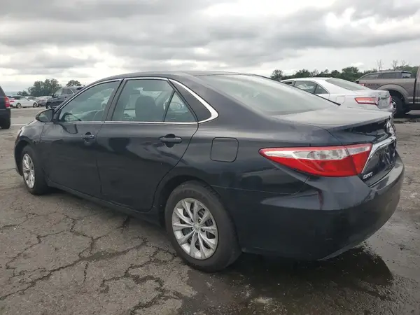 4T1BF1FK4GU541427 2016 TOYOTA CAMRY - Image 2