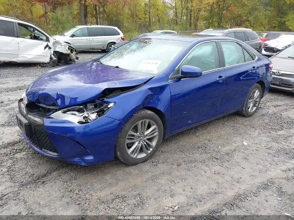4T1BF1FK4GU542867 2016 TOYOTA CAMRY - Image 2