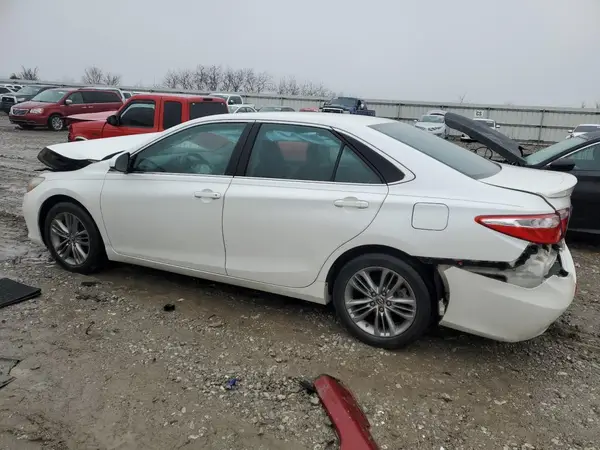 4T1BF1FK4GU543114 2016 TOYOTA CAMRY - Image 2