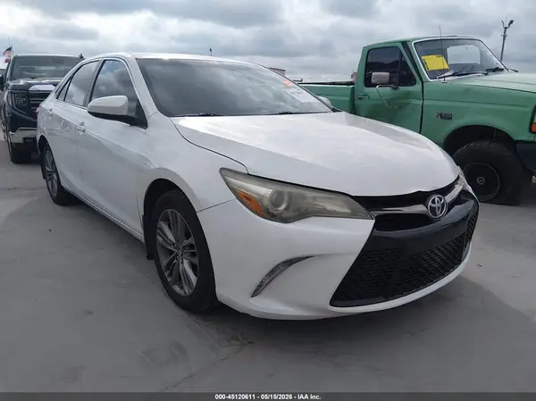 4T1BF1FK4GU546238 2016 TOYOTA CAMRY - Image 1