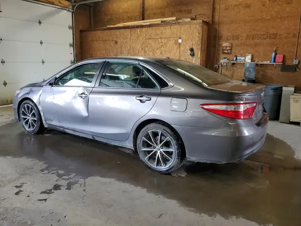4T1BF1FK4GU546241 2016 TOYOTA CAMRY - Image 2