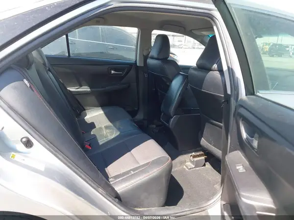 4T1BF1FK4GU546272 2016 TOYOTA CAMRY - Image 8