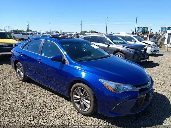 4T1BF1FK4GU554324 2016 TOYOTA CAMRY - Image 1