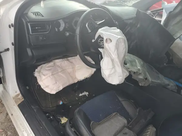 4T1BF1FK4GU555568 2016 TOYOTA CAMRY - Image 8
