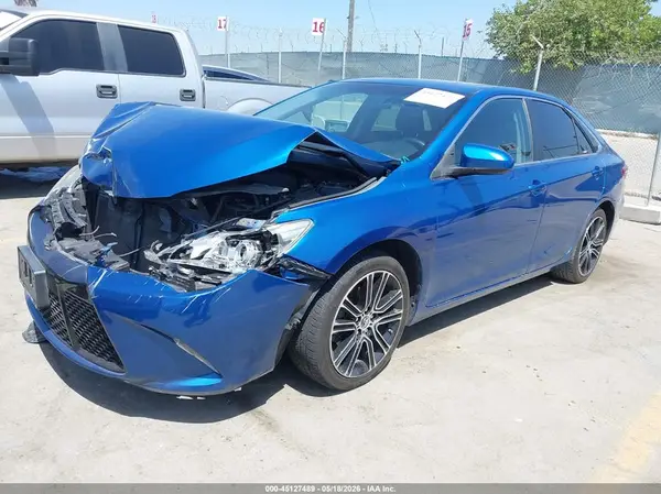 4T1BF1FK4GU560253 2016 TOYOTA CAMRY - Image 2