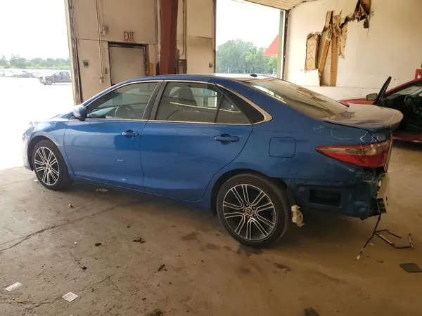 4T1BF1FK4GU567770 2016 TOYOTA CAMRY - Image 2