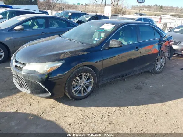 4T1BF1FK4GU569406 2016 TOYOTA CAMRY - Image 2