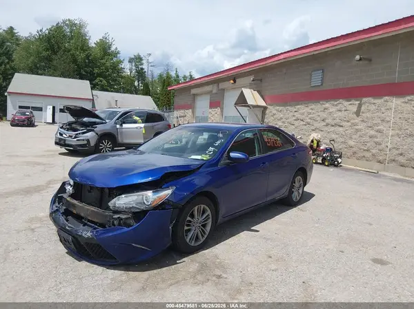 4T1BF1FK4GU569812 2016 TOYOTA CAMRY - Image 2