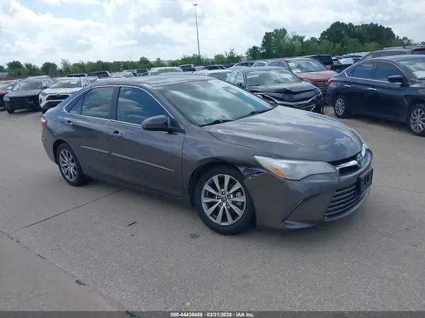 4T1BF1FK4GU572970 2016 TOYOTA CAMRY - Image 1