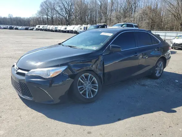 4T1BF1FK4GU579126 2016 TOYOTA CAMRY - Image 1