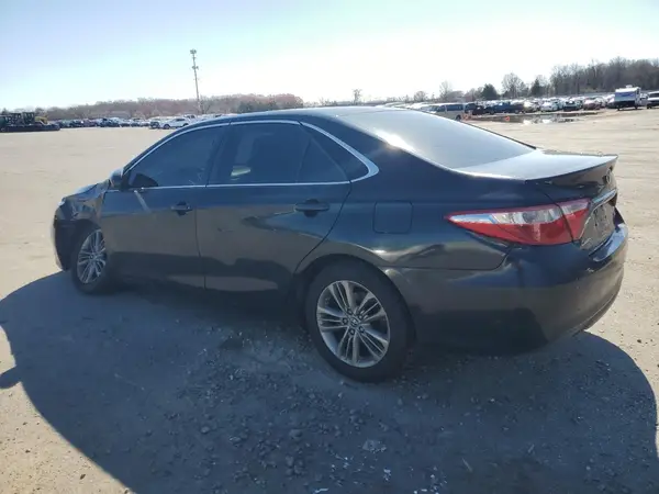 4T1BF1FK4GU579126 2016 TOYOTA CAMRY - Image 2