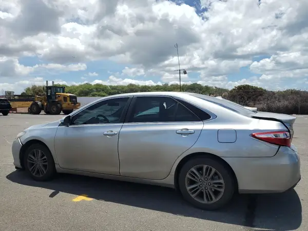 4T1BF1FK4GU579871 2016 TOYOTA CAMRY - Image 2