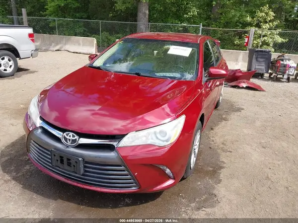 4T1BF1FK4GU580616 2016 TOYOTA CAMRY - Image 2