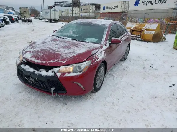 4T1BF1FK4GU583032 2016 TOYOTA CAMRY - Image 2