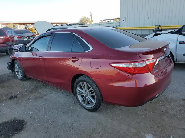 4T1BF1FK4GU589445 2016 TOYOTA CAMRY - Image 2