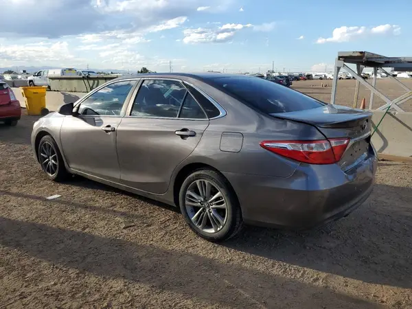 4T1BF1FK4GU593303 2016 TOYOTA CAMRY - Image 2