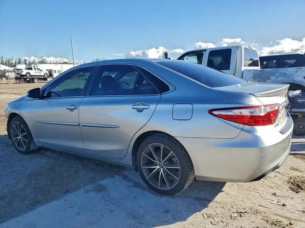 4T1BF1FK4GU597285 2016 TOYOTA CAMRY - Image 2