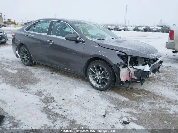 4T1BF1FK4GU597545 2016 TOYOTA CAMRY - Image 1