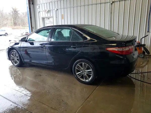 4T1BF1FK4GU600105 2016 TOYOTA CAMRY - Image 2