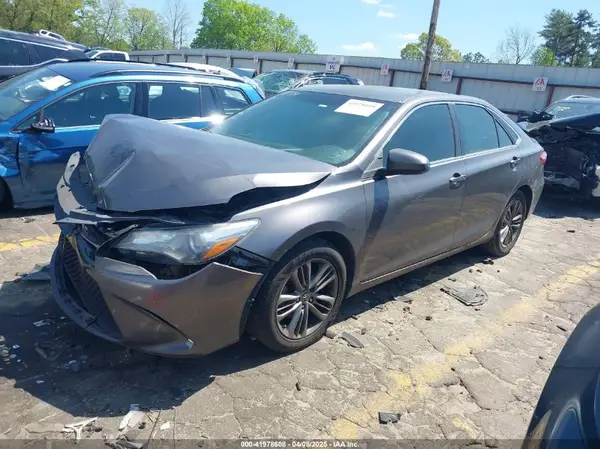 4T1BF1FK4GU601738 2016 TOYOTA CAMRY - Image 2