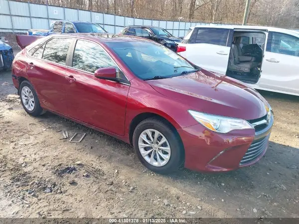 4T1BF1FK4GU603781 2016 TOYOTA CAMRY - Image 1