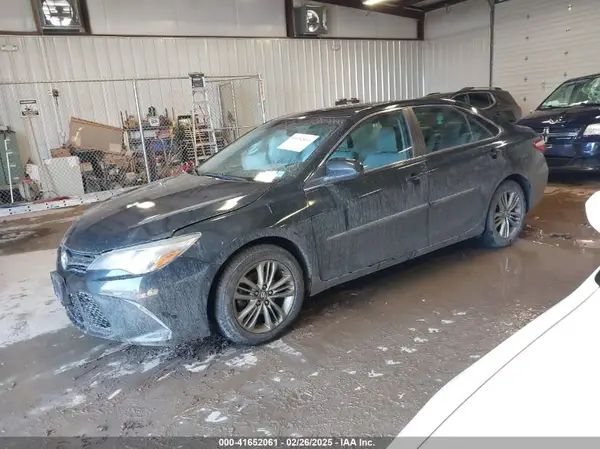 4T1BF1FK4GU613341 2016 TOYOTA CAMRY - Image 2