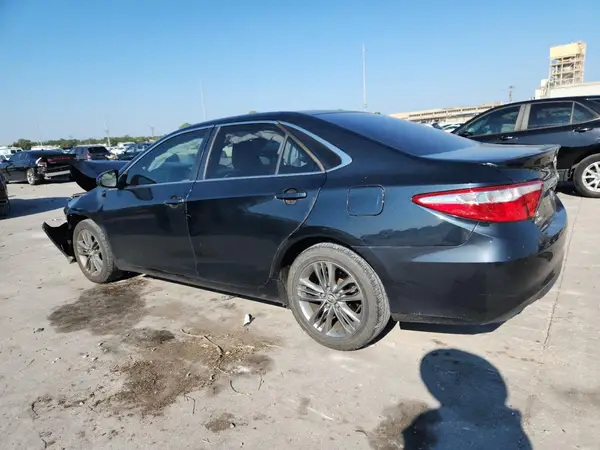 4T1BF1FK4HU268278 2017 TOYOTA CAMRY - Image 2