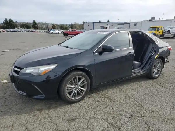 4T1BF1FK4HU269172 2017 TOYOTA CAMRY - Image 1