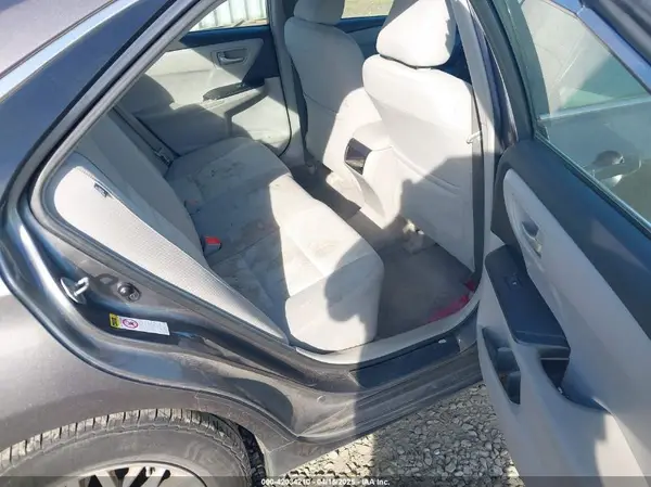 4T1BF1FK4HU271925 2017 TOYOTA CAMRY - Image 8