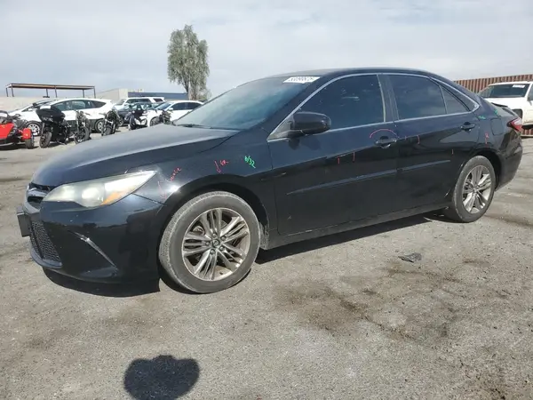 4T1BF1FK4HU277577 2017 TOYOTA CAMRY - Image 1