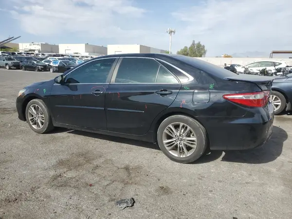 4T1BF1FK4HU277577 2017 TOYOTA CAMRY - Image 2