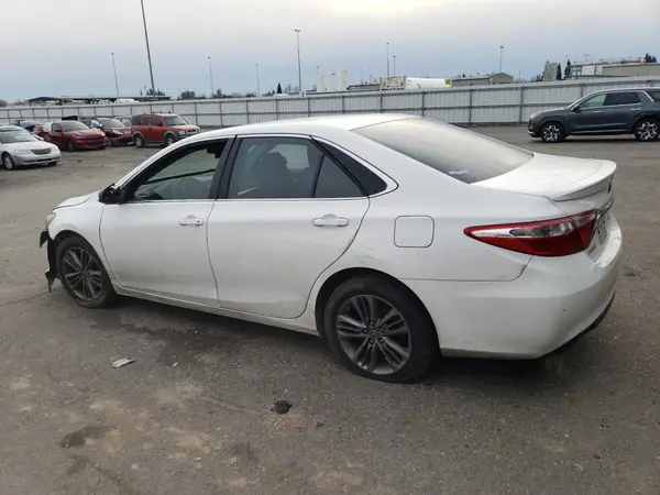 4T1BF1FK4HU278440 2017 TOYOTA CAMRY - Image 2