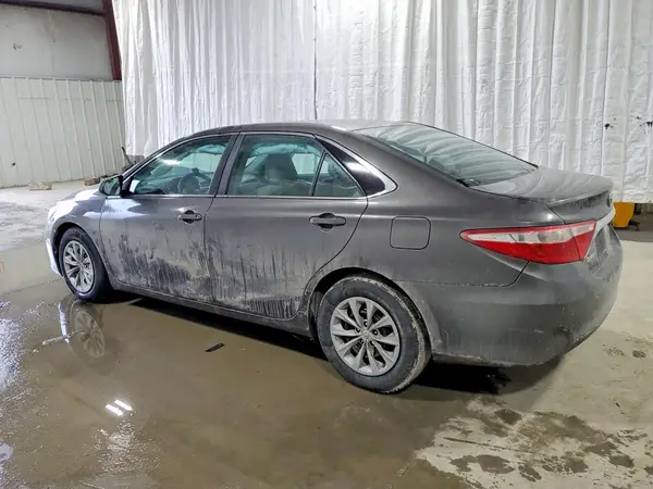 4T1BF1FK4HU279801 2017 TOYOTA CAMRY - Image 2
