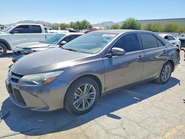 4T1BF1FK4HU279832 2017 TOYOTA CAMRY - Image 1