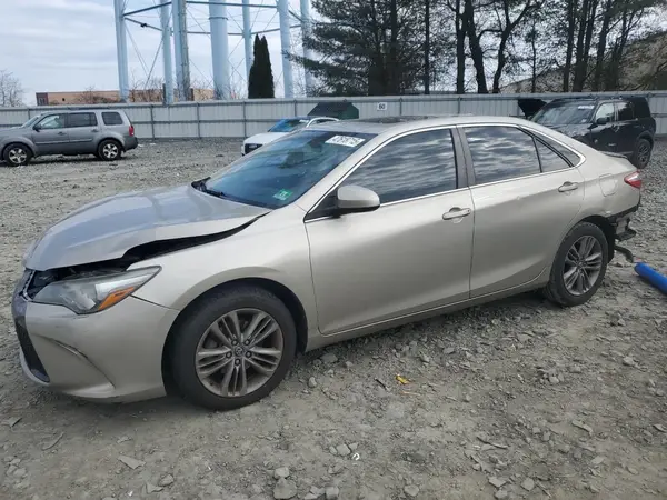 4T1BF1FK4HU281922 2017 TOYOTA CAMRY - Image 1
