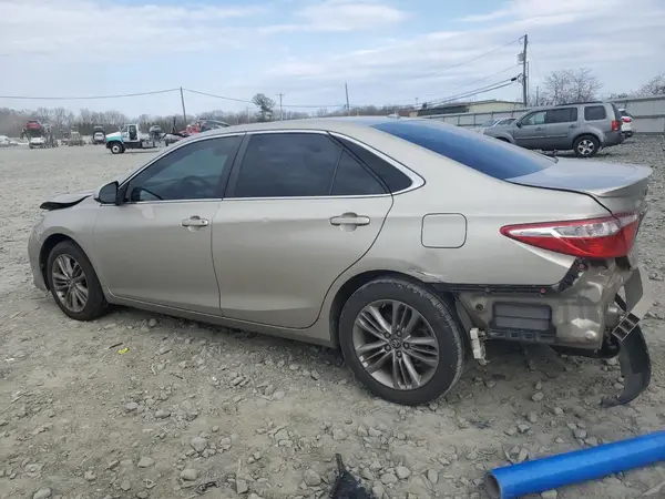 4T1BF1FK4HU281922 2017 TOYOTA CAMRY - Image 2