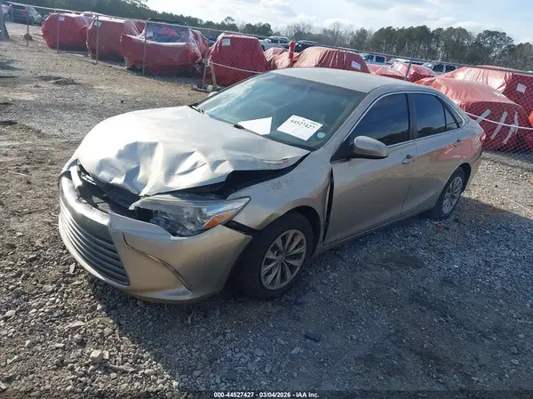 4T1BF1FK4HU287381 2017 TOYOTA CAMRY - Image 2