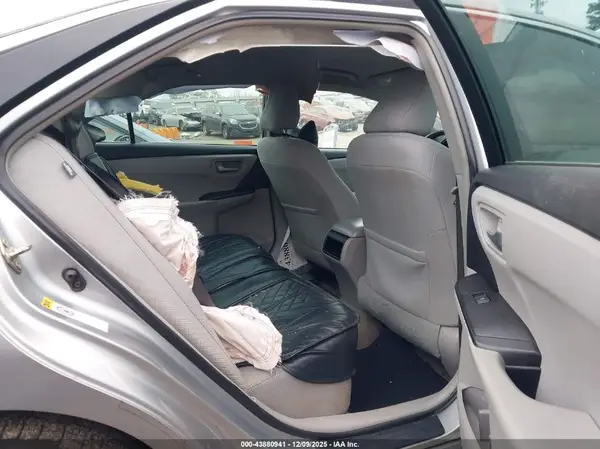 4T1BF1FK4HU287400 2017 TOYOTA CAMRY - Image 8