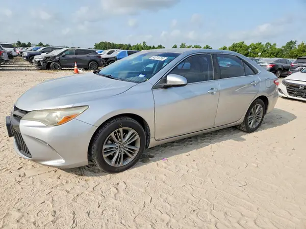 4T1BF1FK4HU294721 2017 TOYOTA CAMRY - Image 1