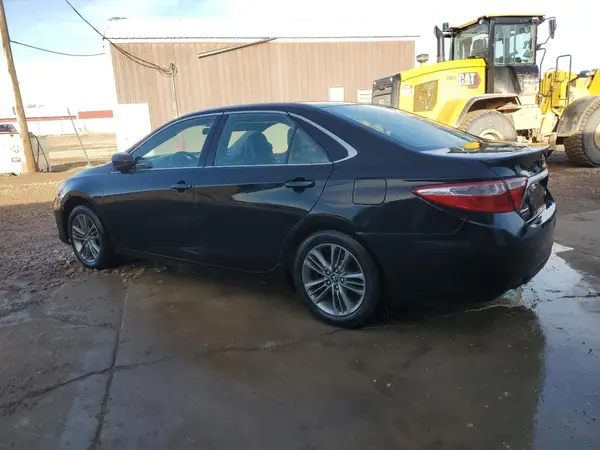 4T1BF1FK4HU298588 2017 TOYOTA CAMRY - Image 2