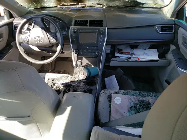 4T1BF1FK4HU301215 2017 TOYOTA CAMRY - Image 8
